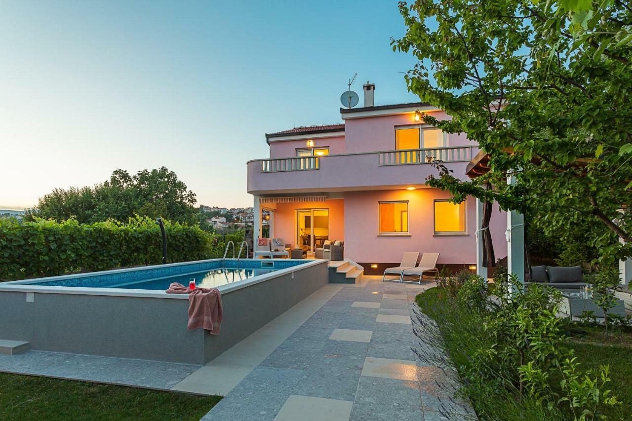 Villa Sweet Home Marija With Heated Pool Split Exterior photo